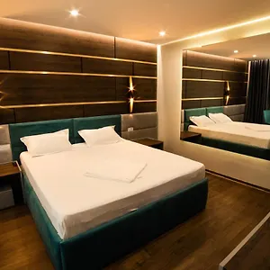 https://hotel-saftica.bucharesthotelsnow.com